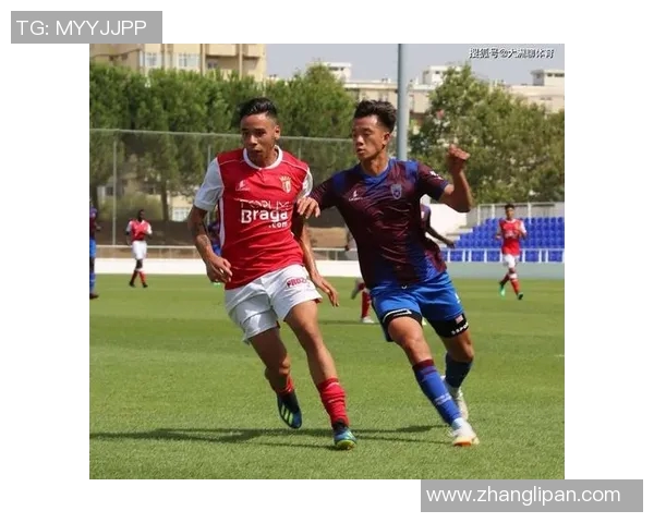 年轻球员留洋经历曝光,面对困难不退缩 年轻球员留洋经历曝光,面对困难不退缩