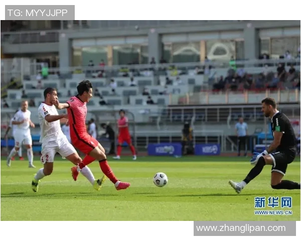 世界杯预选赛火热开战 中国队首战迎战强敌全力以赴争取开门红